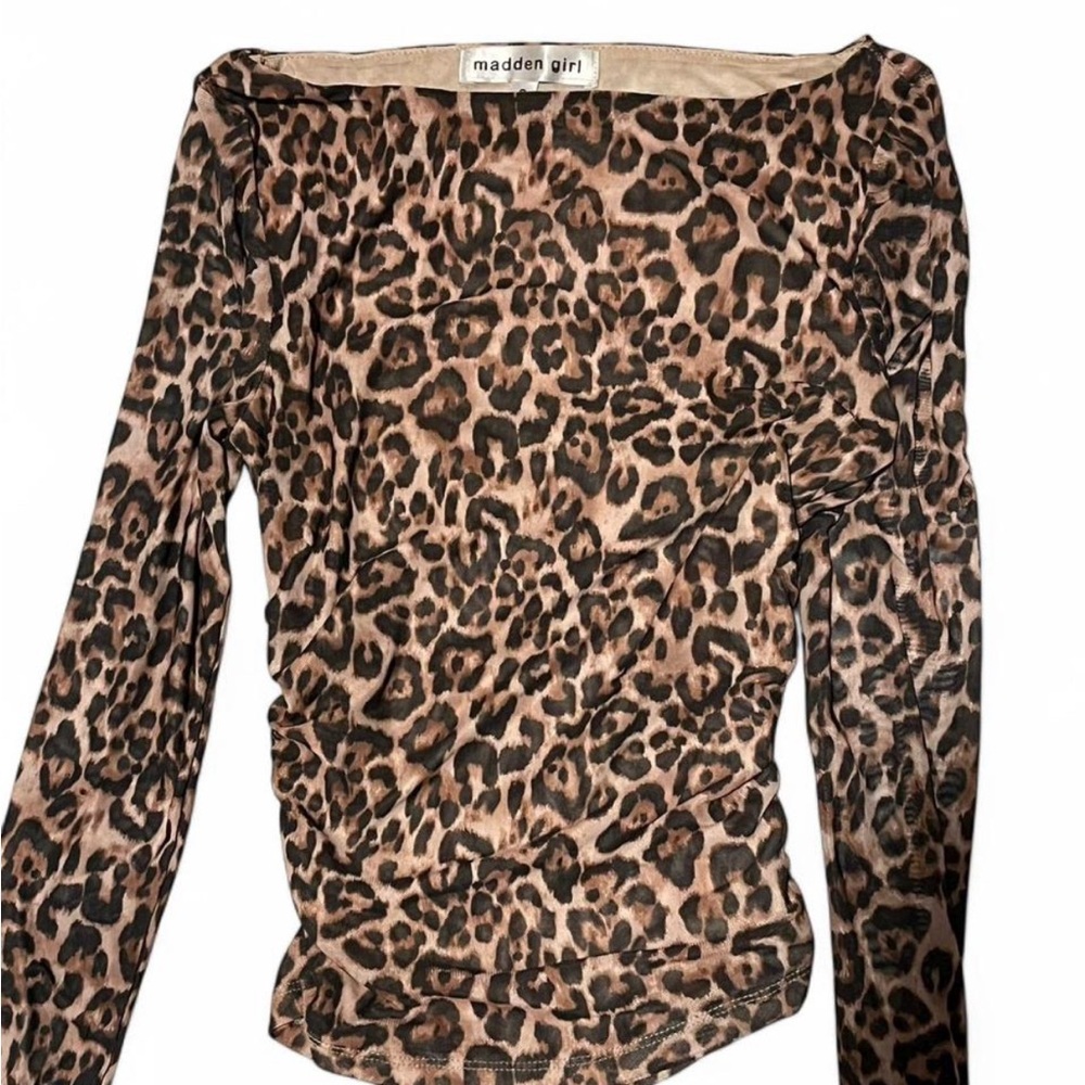 Leopard Print Long Sleeve Top